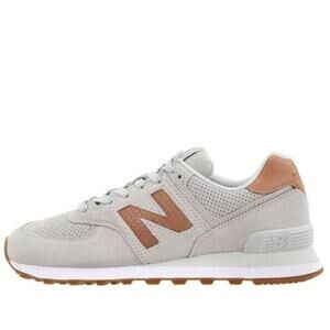 New Balance 574 Women's "White Veg Tan" Casual Sneakers Suede Leather - Size 7